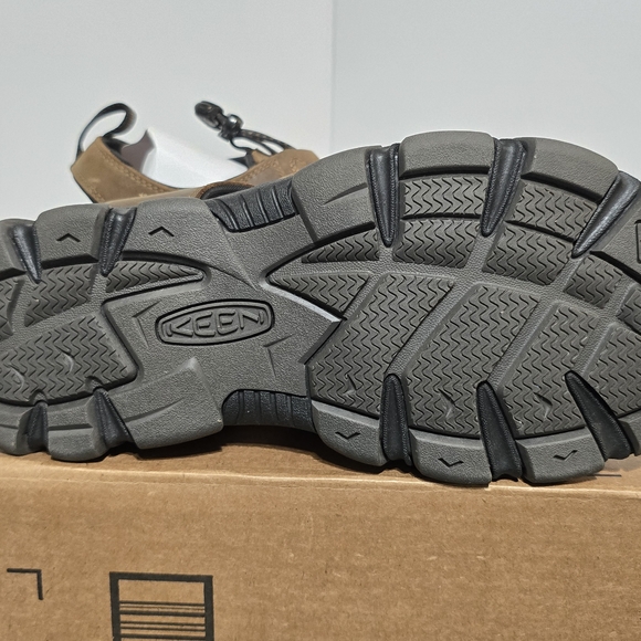 Keen Men's Dark Brown Leather Sandals - Picture 2 of 12